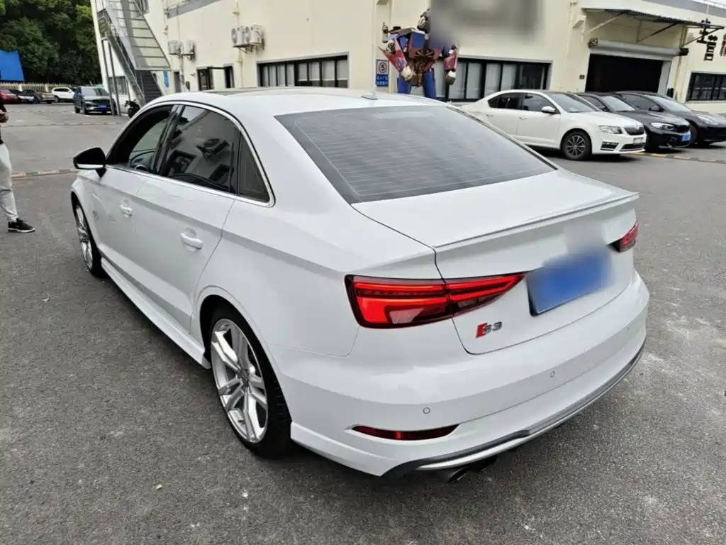 Audi S3 2018 2017 Facelift S3 2.0T Limousine
