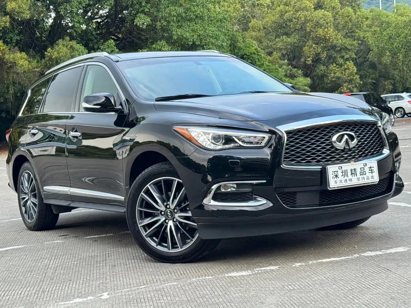 Infiniti QX60 (Import) 2018 2018 2.5 S/C Hybrid FWD Champion Family Edition