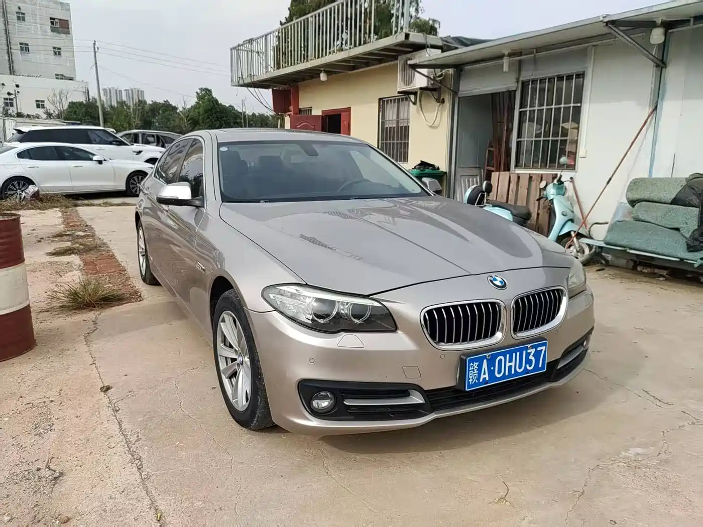 BMW 5 Series 2017 525Li Luxury Design Package фото 3