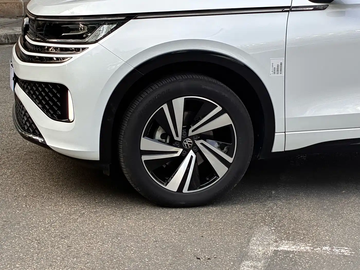 Volkswagen Talagon 2023 380TSI 4WD R-Line Touring Edition фото 5