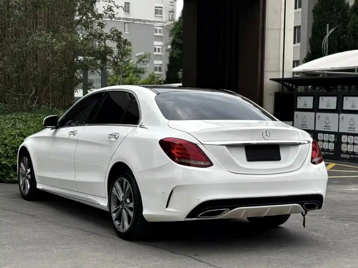 Mercedes-Benz C-Class 2018 C 200 L Sport Edition фото 6