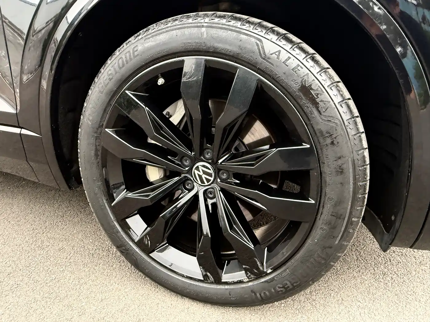Volkswagen Touareg 2021 3.0TSI R-Exclusive фото 18