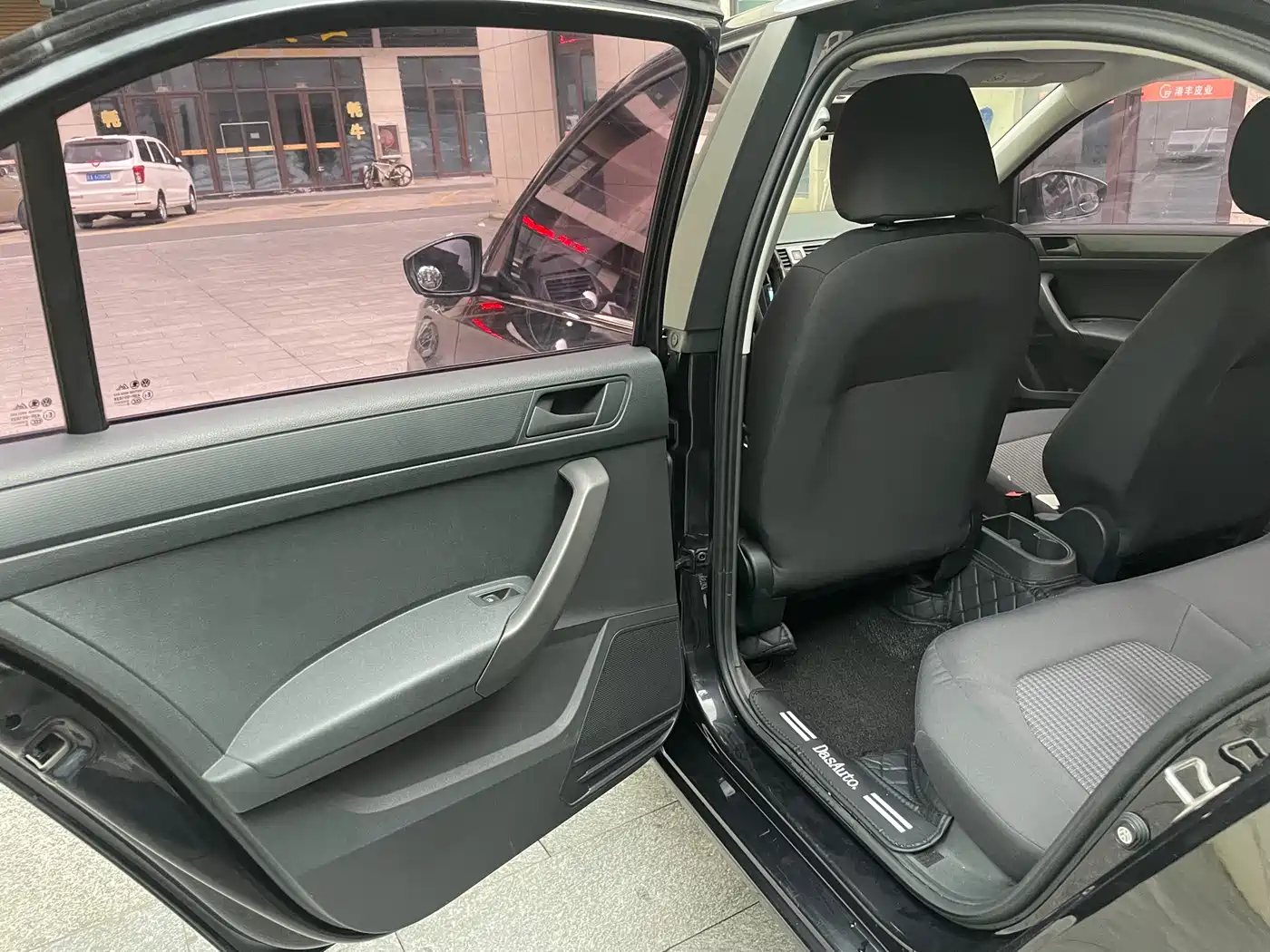 Volkswagen Santana 2018 1.5L Automatic Trend Edition фото 8