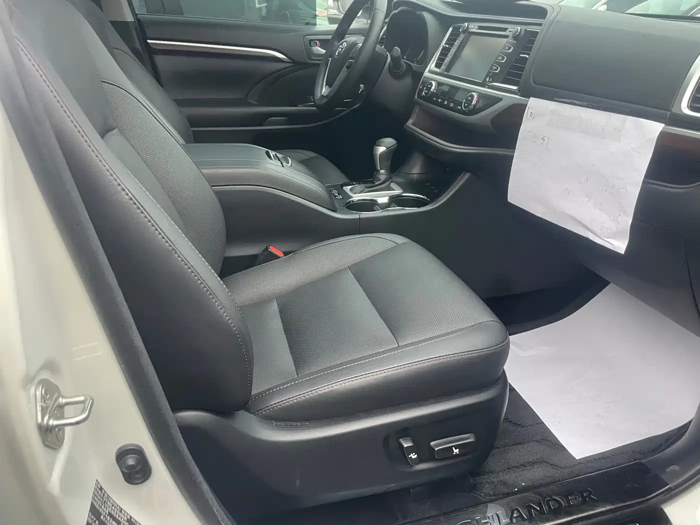 Toyota Highlander 2017 2.0T 4WD Ultimate 7-Seater фото 14