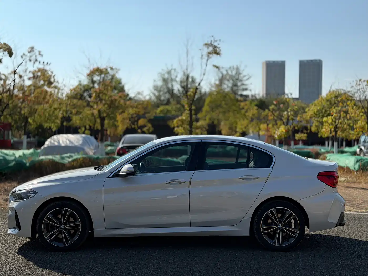 BMW 1 Series 2021 120i M Sport фото 13