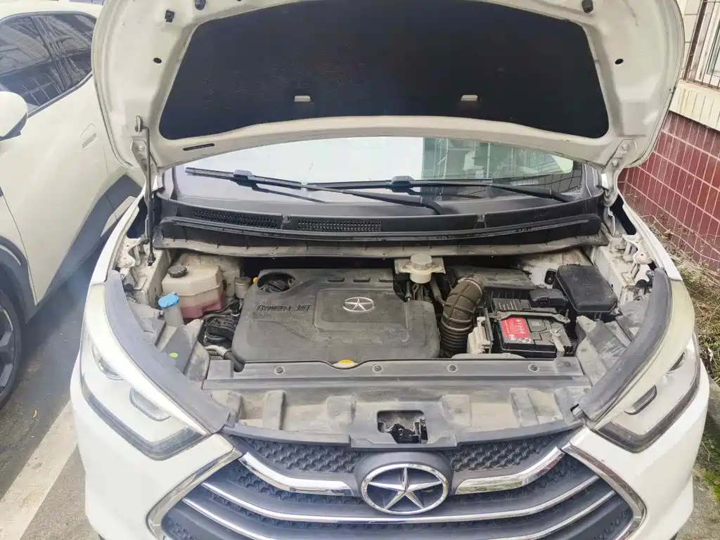 JAC Refine S3 2015 2015 1.5L Manual Luxury Smart Premium Edition
