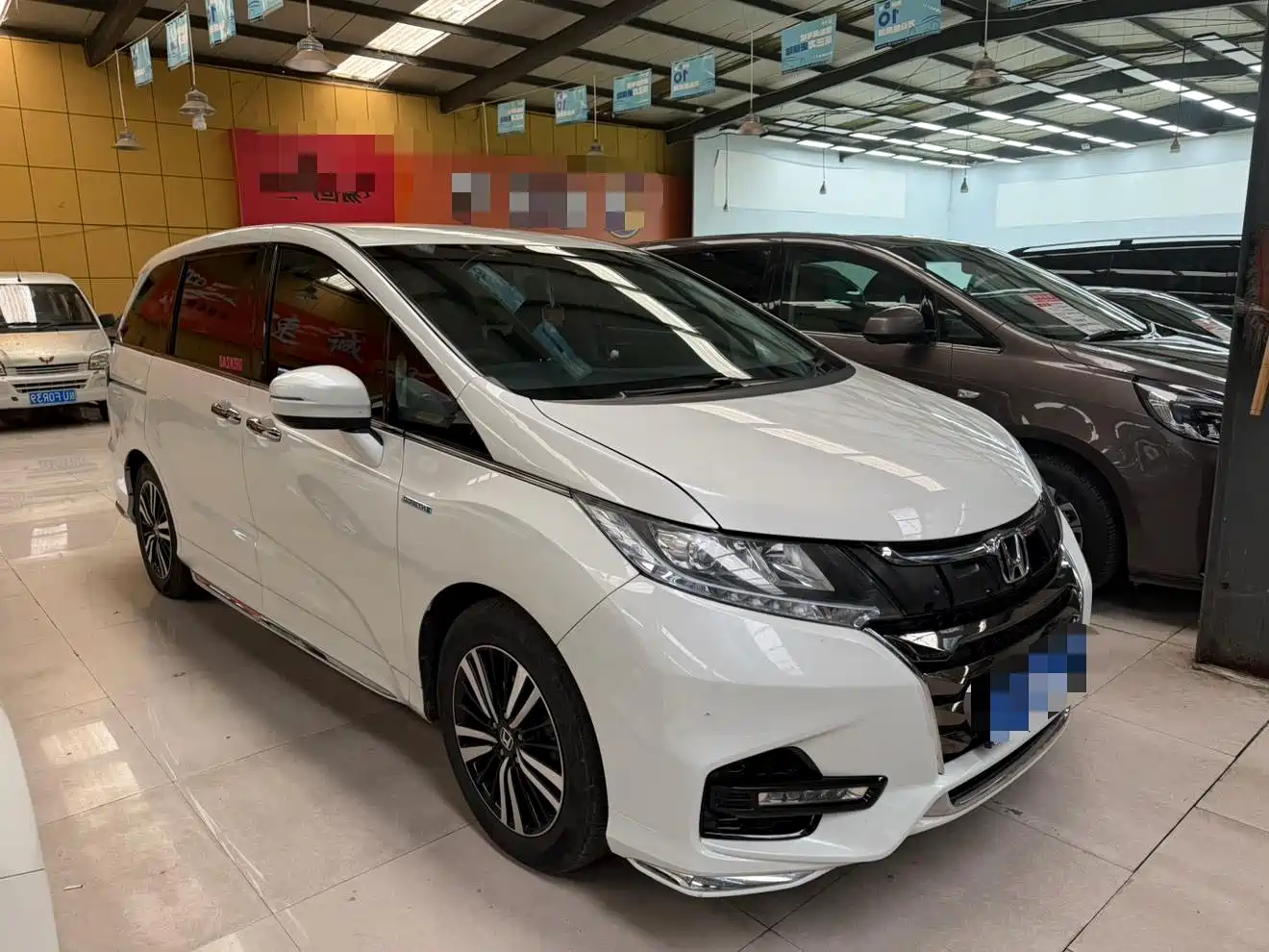Фото 3 - Honda Odyssey