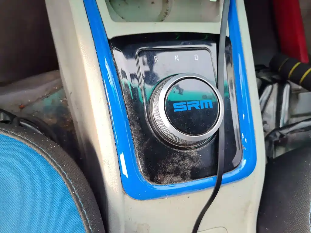 SRM Xinyuan Good Luck 2023 2023 Standard Passenger Van 6-Seater