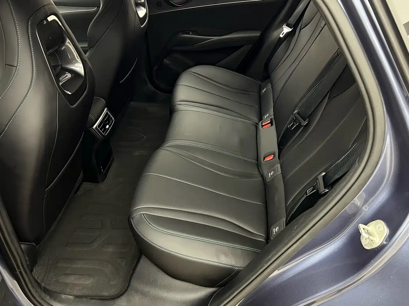 BYD Seal 06 New Energy 2024 DM-i 120KM Honor фото 10