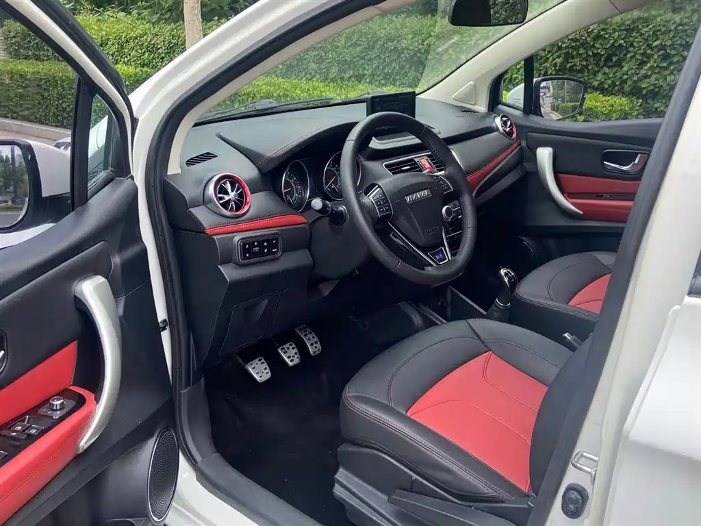 Haval H1 2017 Blue Label 1.5L Manual Premium фото 4