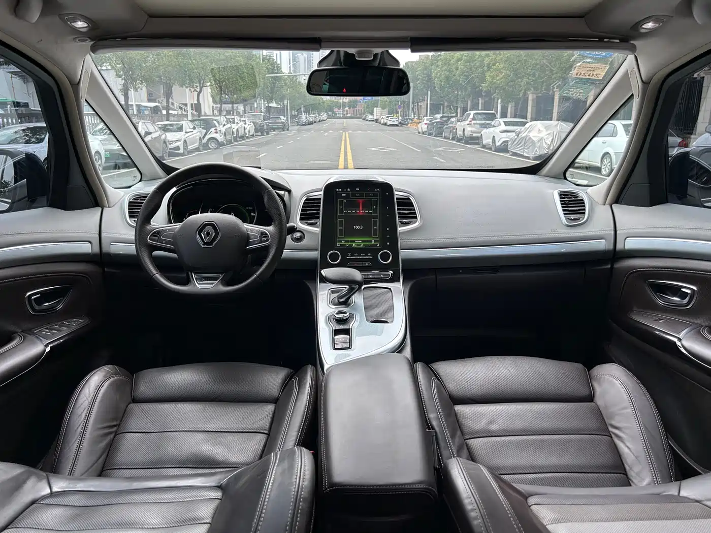Renault Espace Classic 2018 2018 Model TCe 300 Elegant Paris Edition