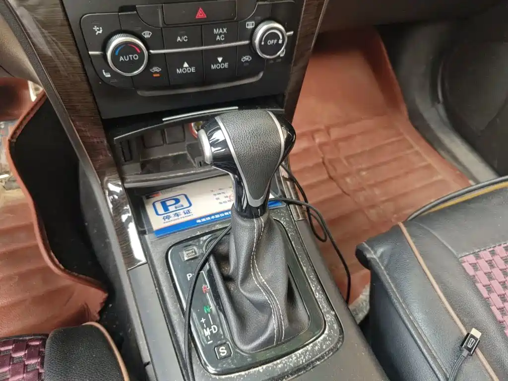 BAIC Huansu S6 2016 2017 1.5T CVT Delight
