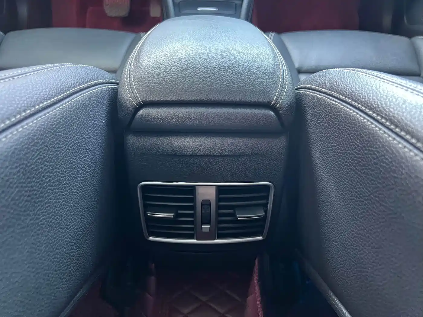 Mercedes-Benz GLA 2017 GLA 220 4MATIC Fashion фото 21