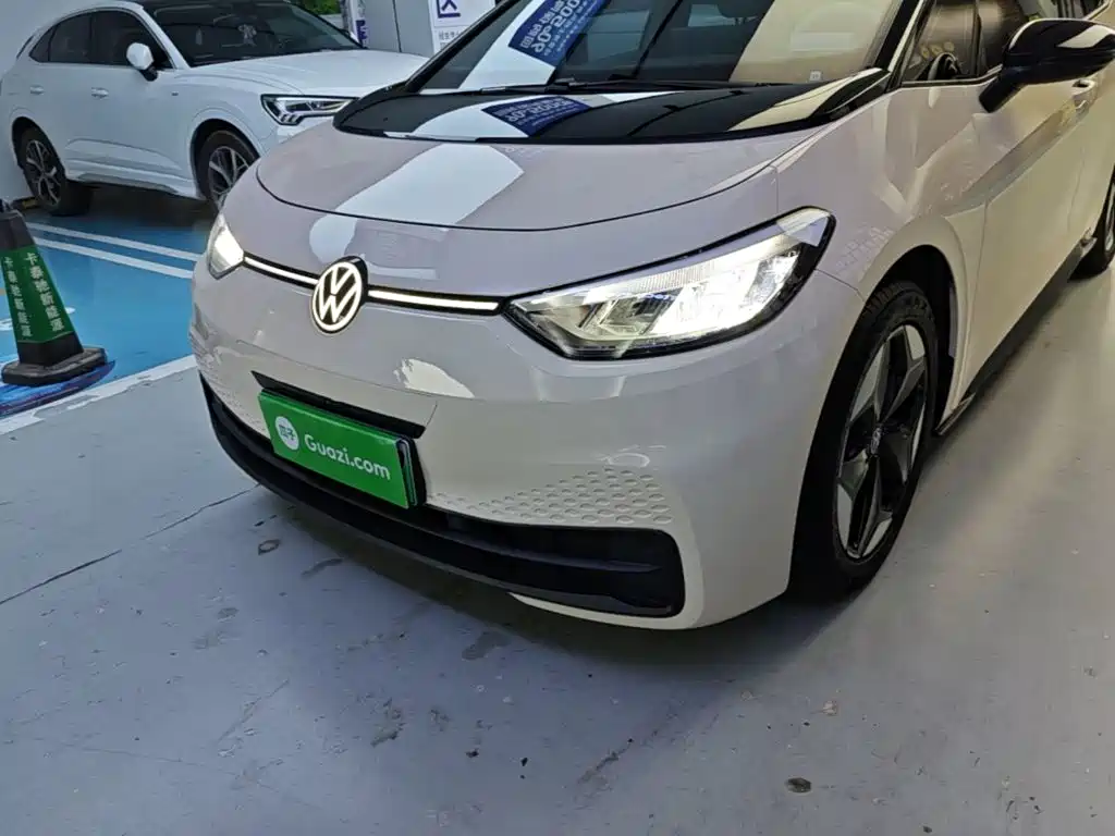 Volkswagen ID.3 2025 2026 Smart Edition Outstanding