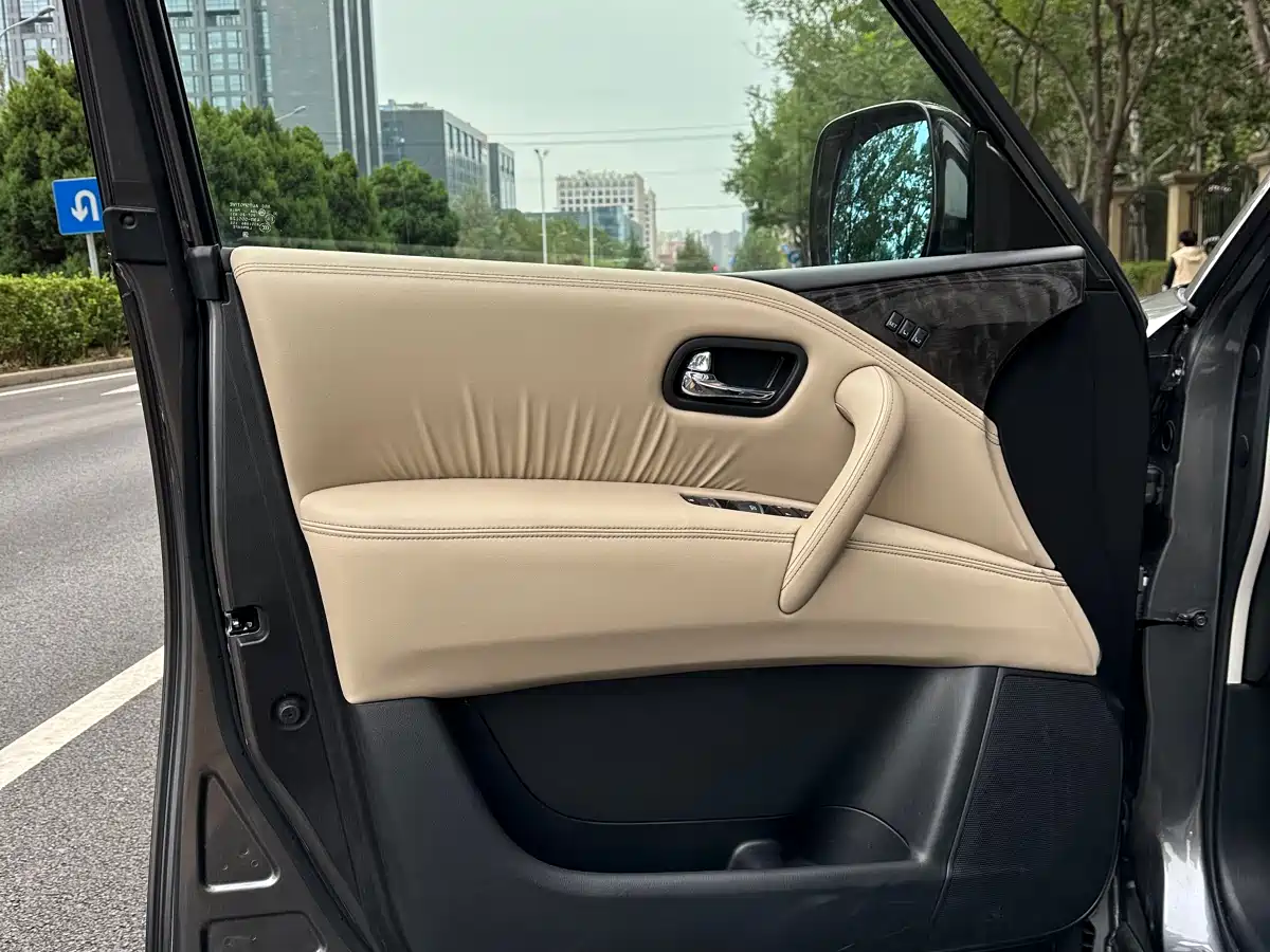 Nissan Patrol 2023 ARMADA 5.6L Armada Flagship Edition фото 8