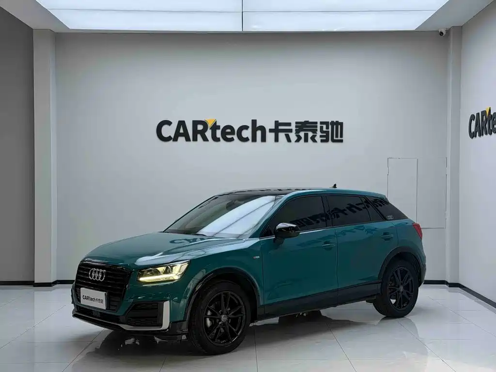 Audi Q2L 2019 2018 35 TFSI Launch Exclusive Edition China VI