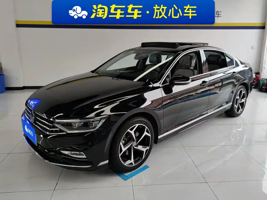 Volkswagen Magotan 2025 2025 Facelift Public Edition 330TSI DSG Luxury