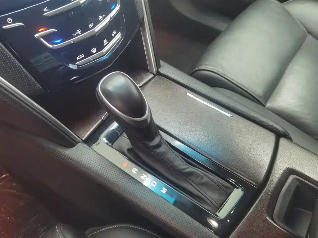 Cadillac XTS 2018 28T Elite фото 13