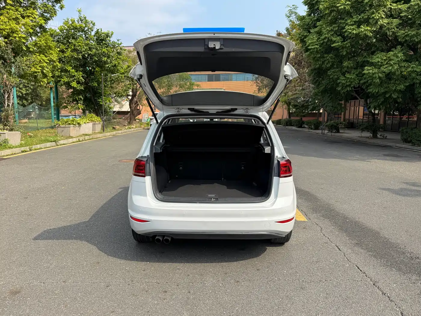 Volkswagen Golf Sportsvan 2018 230TSI Automatic Progressive фото 14