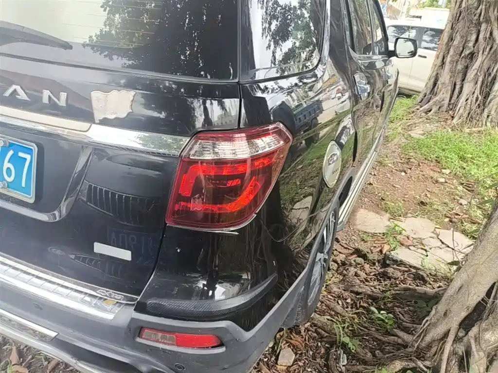Changan Oshan Changan Oushang CX70 2017 2017 CX70T 1.5T Automatic Zun Qing Edition
