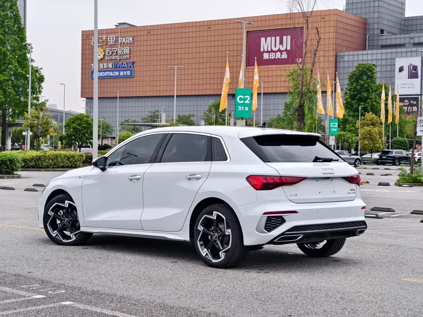 Audi A3 2023 Sportback 35 TFSI Luxury Sport фото 4