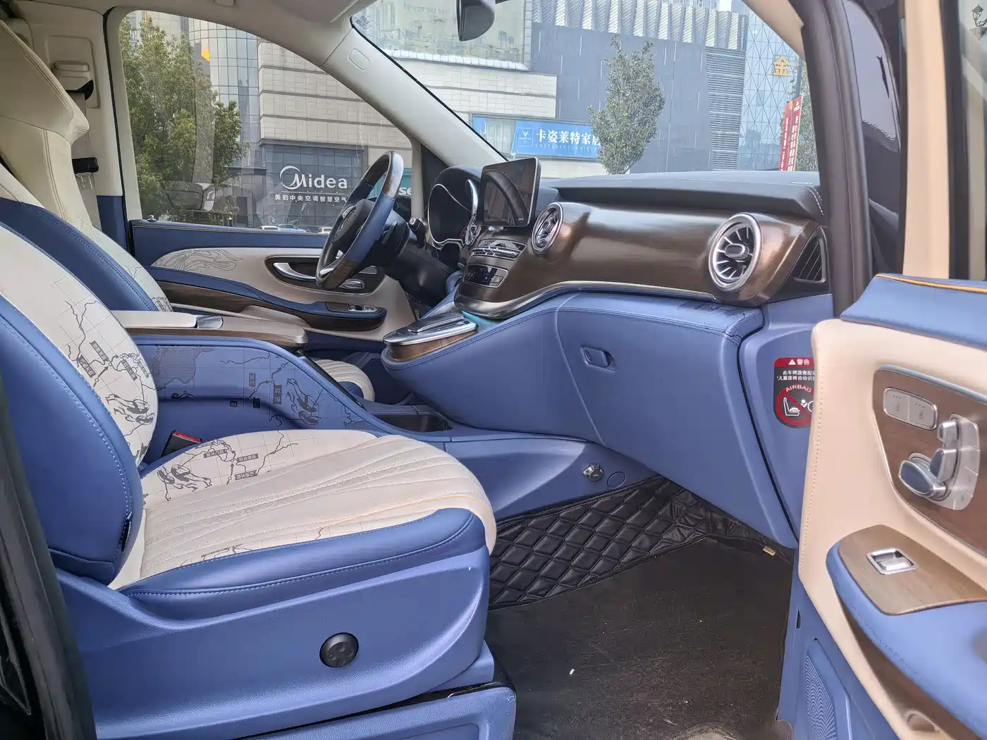 MERCEDES-BENZ V CLASS