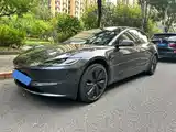 Фото 2 - Tesla Model 3