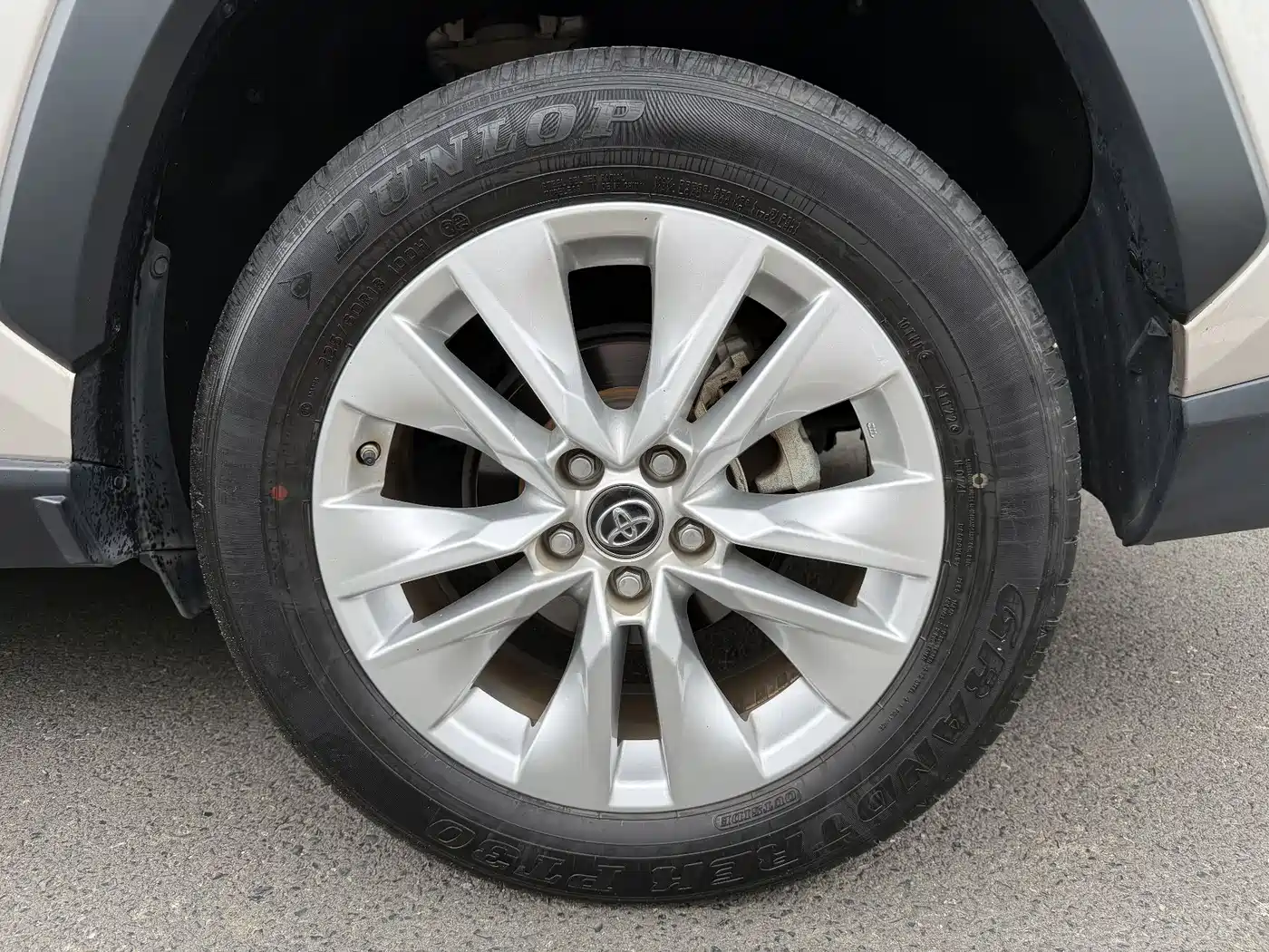Toyota Wildlander 2022 Facelift 2.0L CVT 2WD Leading Edition фото 19
