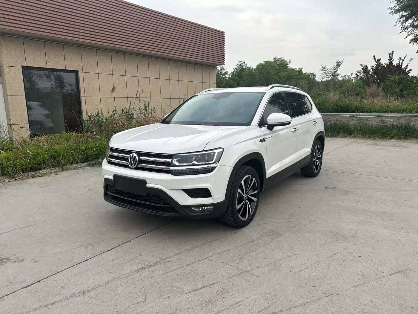Volkswagen Tharu 2020 280TSI 2WD Luxury Edition China VI