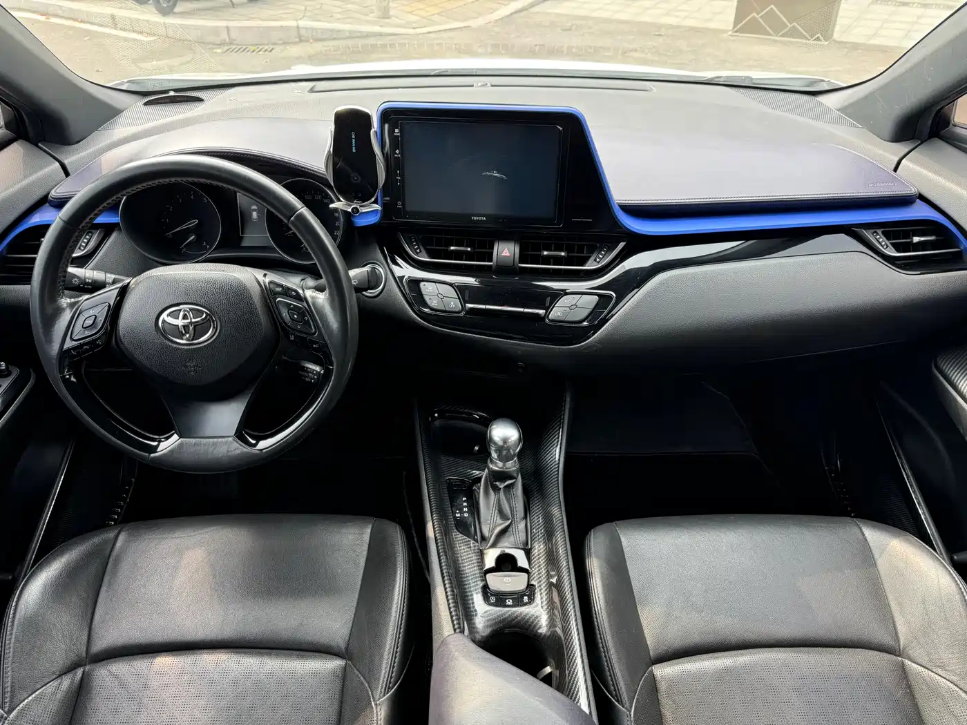 Toyota IZOA 2018 2.0L Yichi Edition China V фото 8