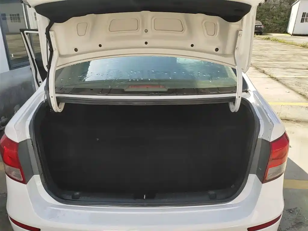 Kia K2 2015 Sedan 1.4L AT GLS фото 19