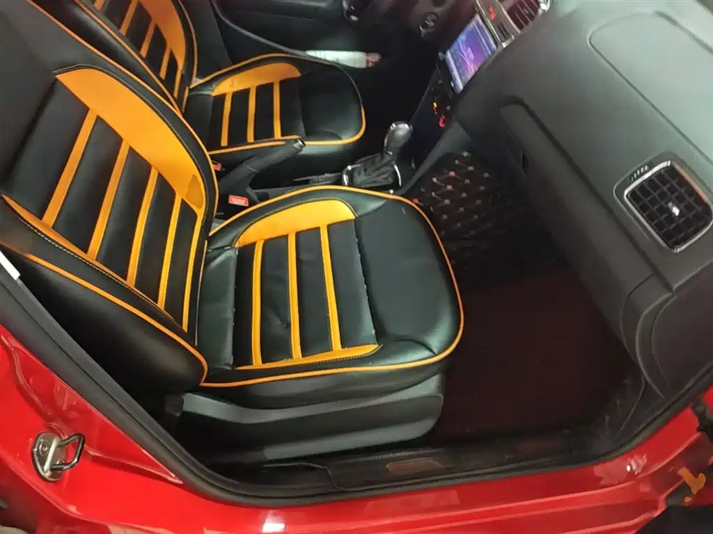 Volkswagen Polo 2016 1.6L Automatic Comfort фото 25