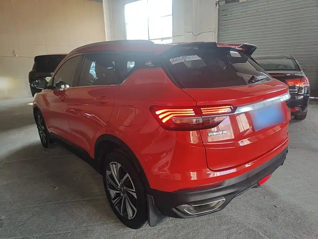 Фото 5 - Geely Binyue