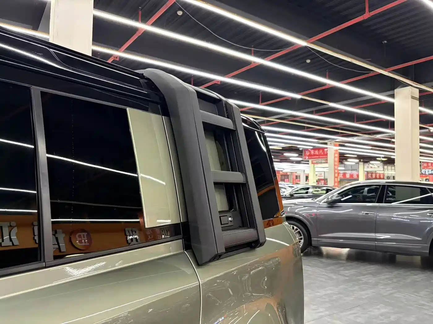 Land Rover Defender 2020 2020 Model 110 P400 SE