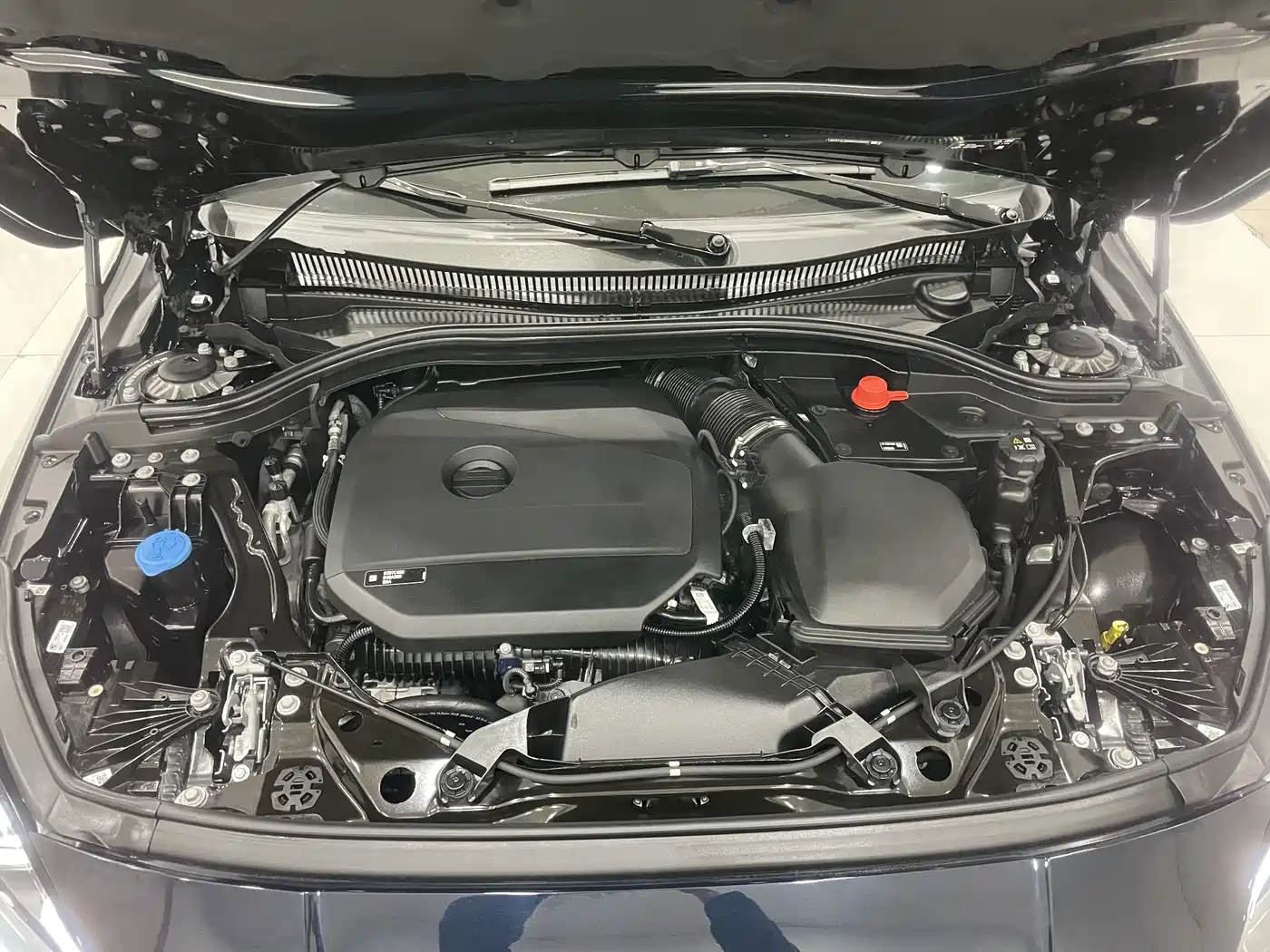 BMW 2 Series 2025 225L M Sport Moonlight Package фото 32
