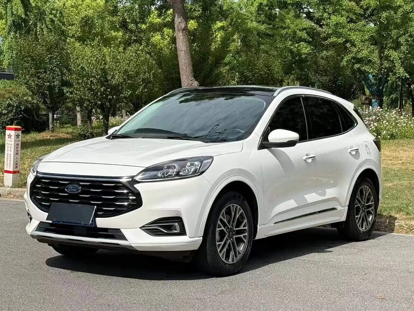 Ford Escape 2020 EcoBoost 245 AWD Premium Edition