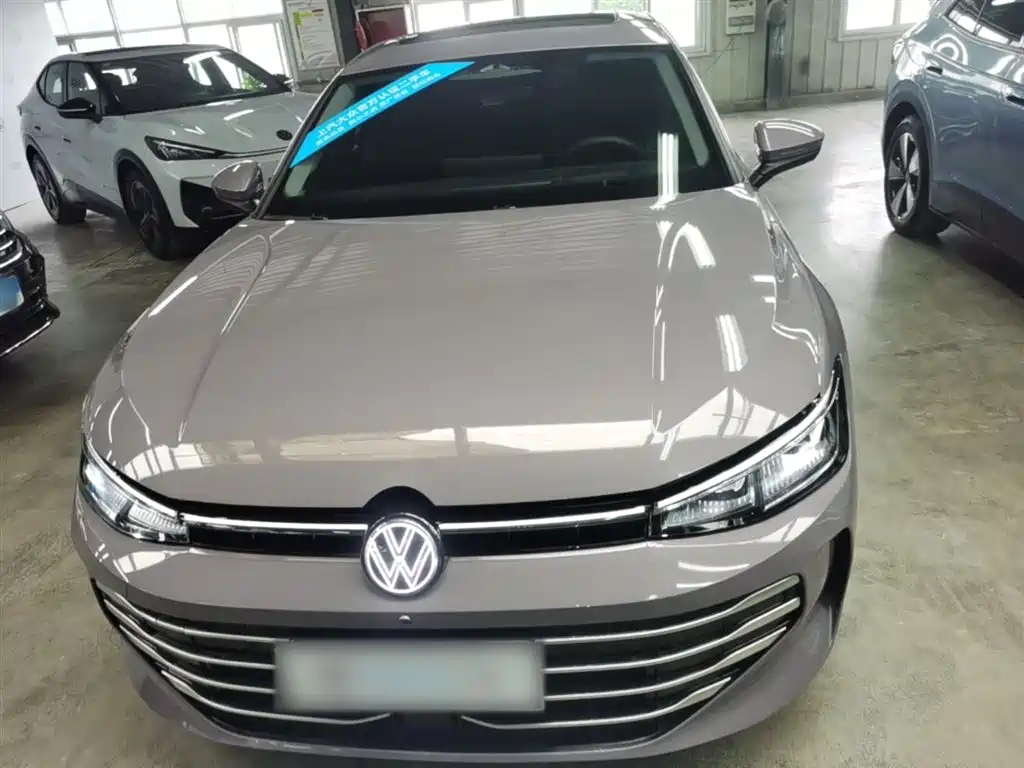Volkswagen Passat 2025 Pro 380TSI Dragon Prestige Edition фото 3