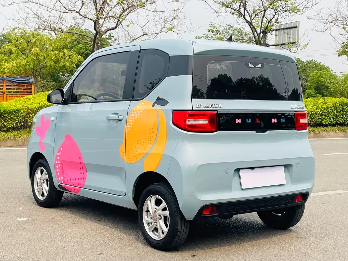 WULING AUTOMOBILE HONGGUANG MINIEV