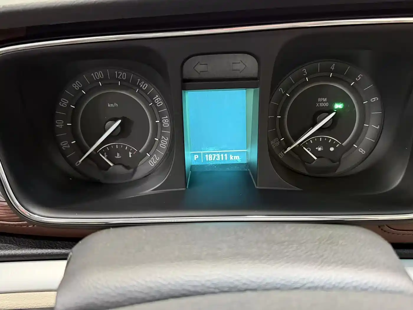 Buick GL8 2017 25S Premium Model China V фото 12