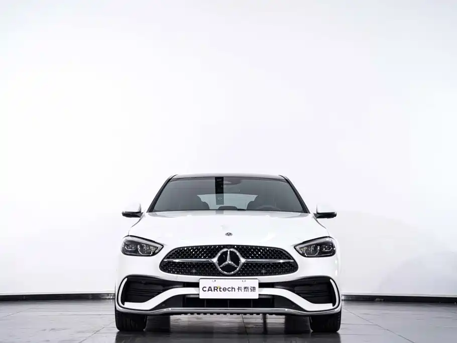 Фото 3 - Mercedes-Benz C-Class