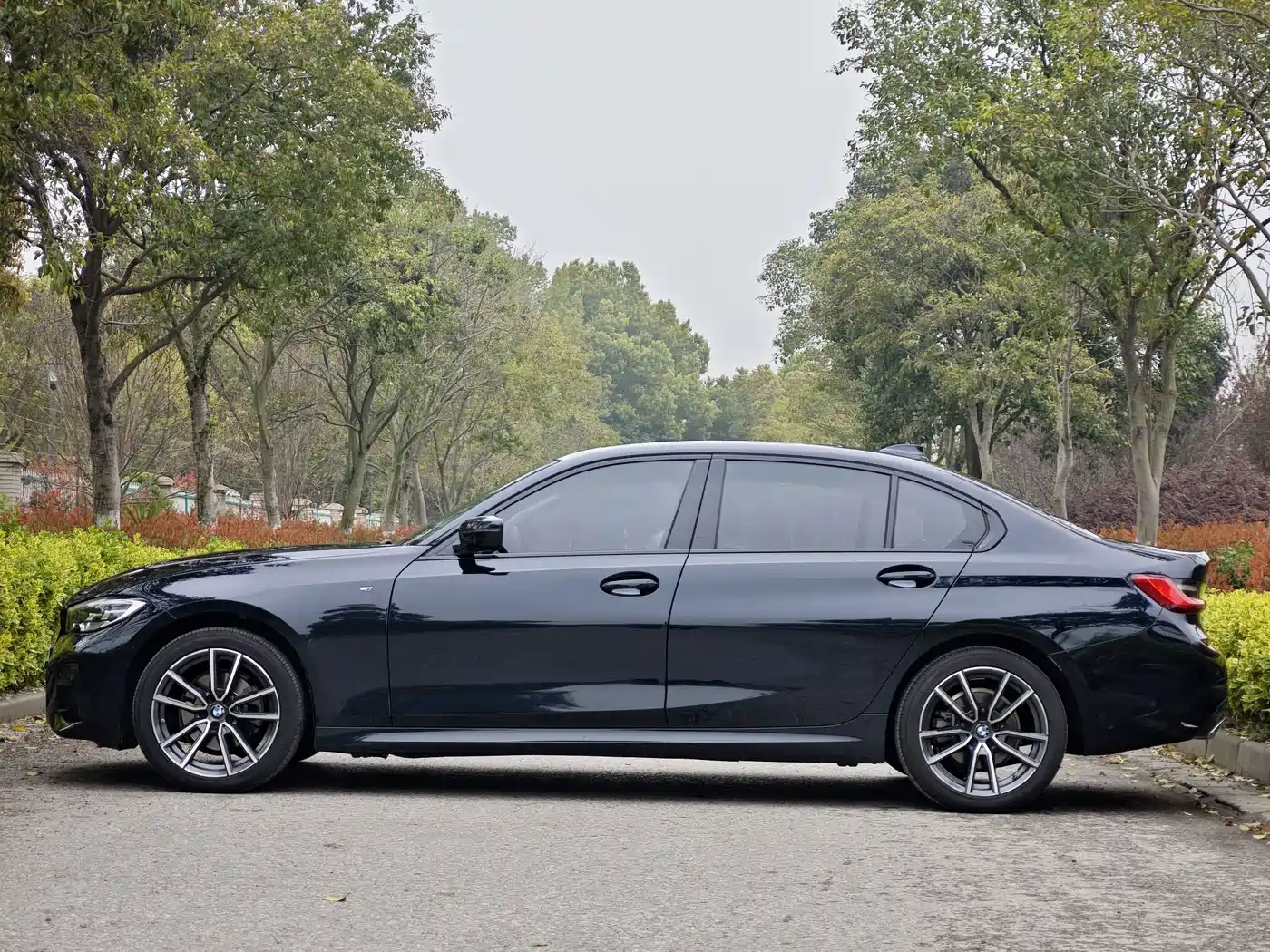 BMW 3 Series 2021 325Li xDrive M Sport Package фото 4