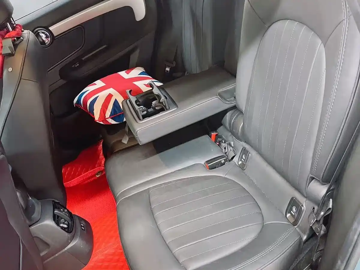 صورة 5 - MINI JCW COUNTRYMAN