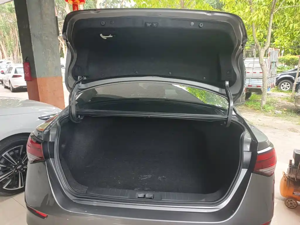 Nissan SYLPHY, миниатюра 19