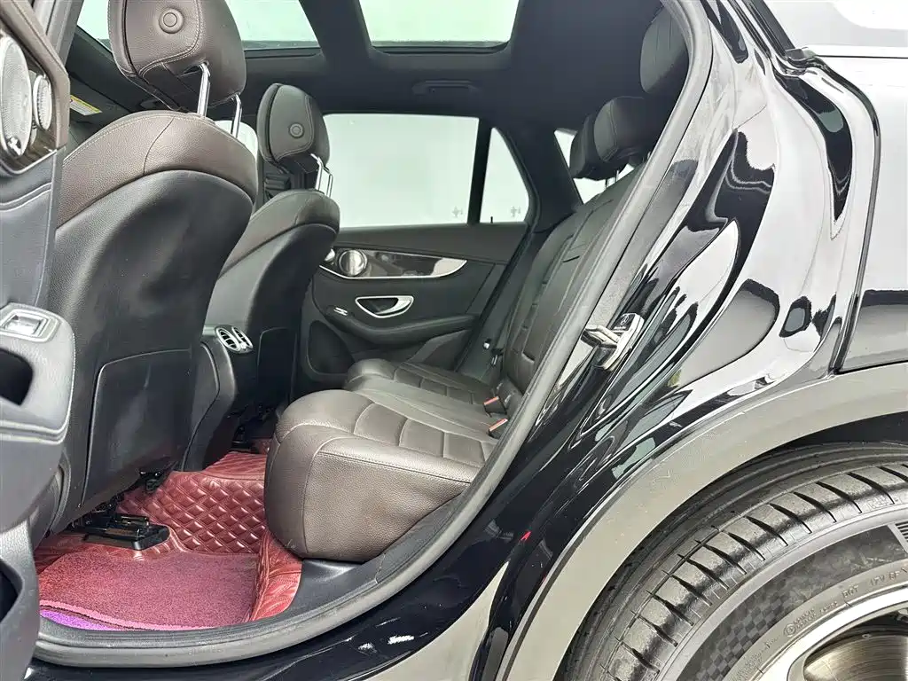 Mercedes-Benz GLC 2018 GLC 260 4MATIC Luxury фото 7