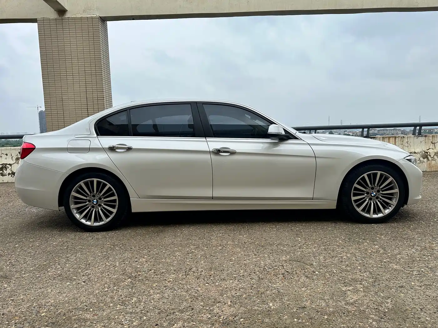 BMW 3 Series 2019 320Li Fashion Type фото 4