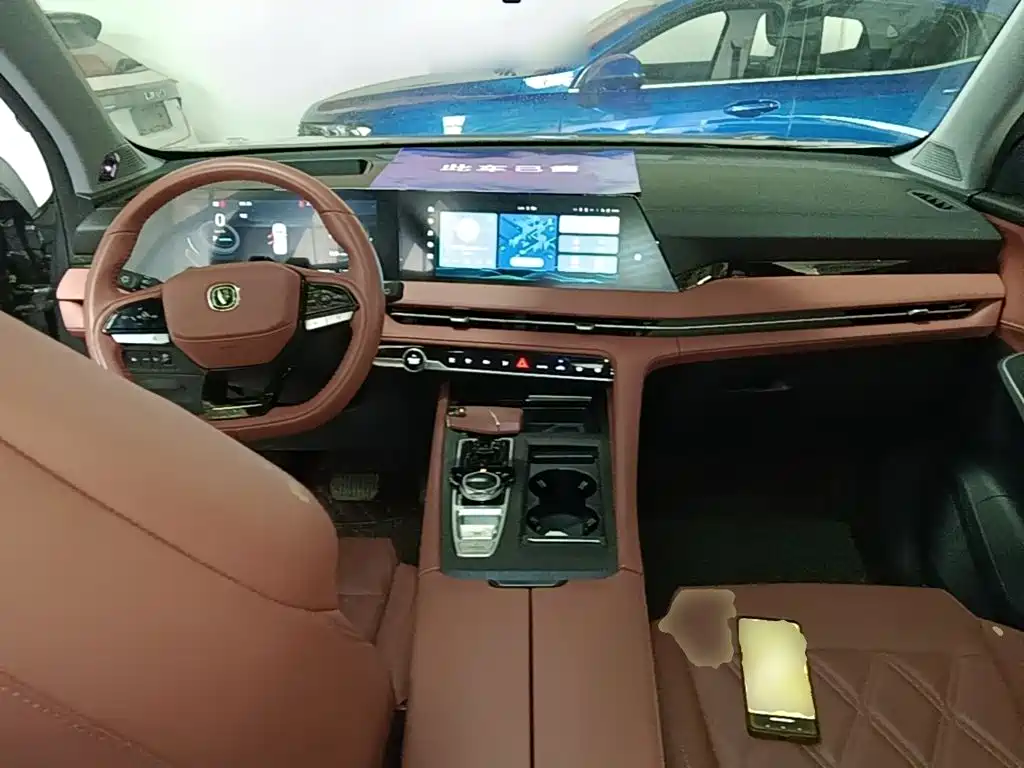 Фото 10 - Changan CS75 PLUS
