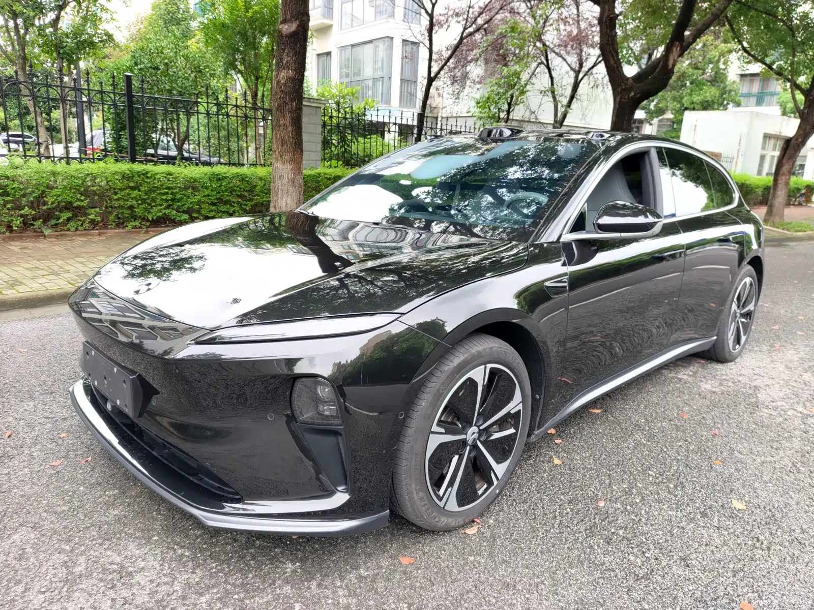 Фото 2 - NIO ET5T