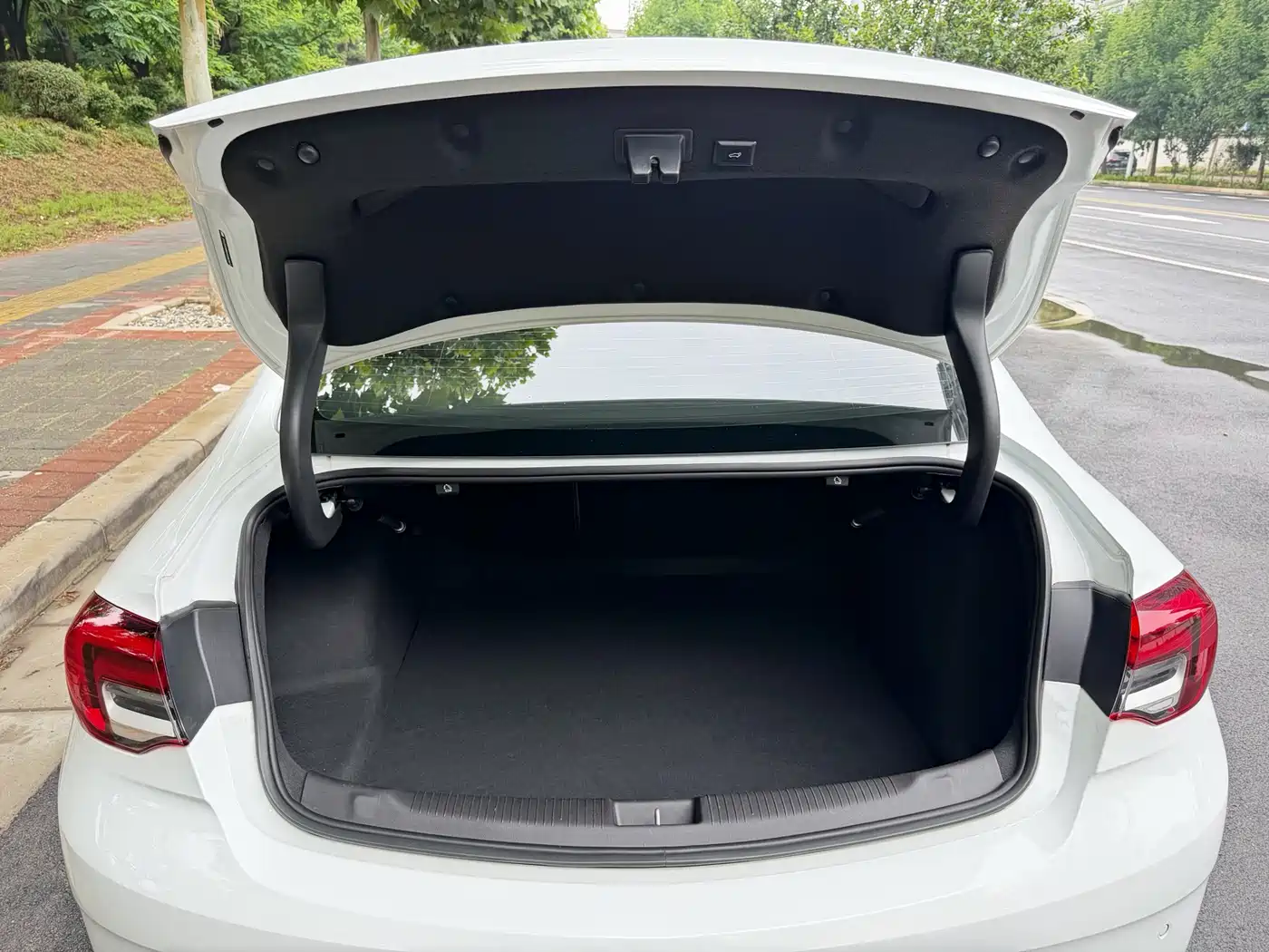 Buick Regal 2020 552T Elite фото 18