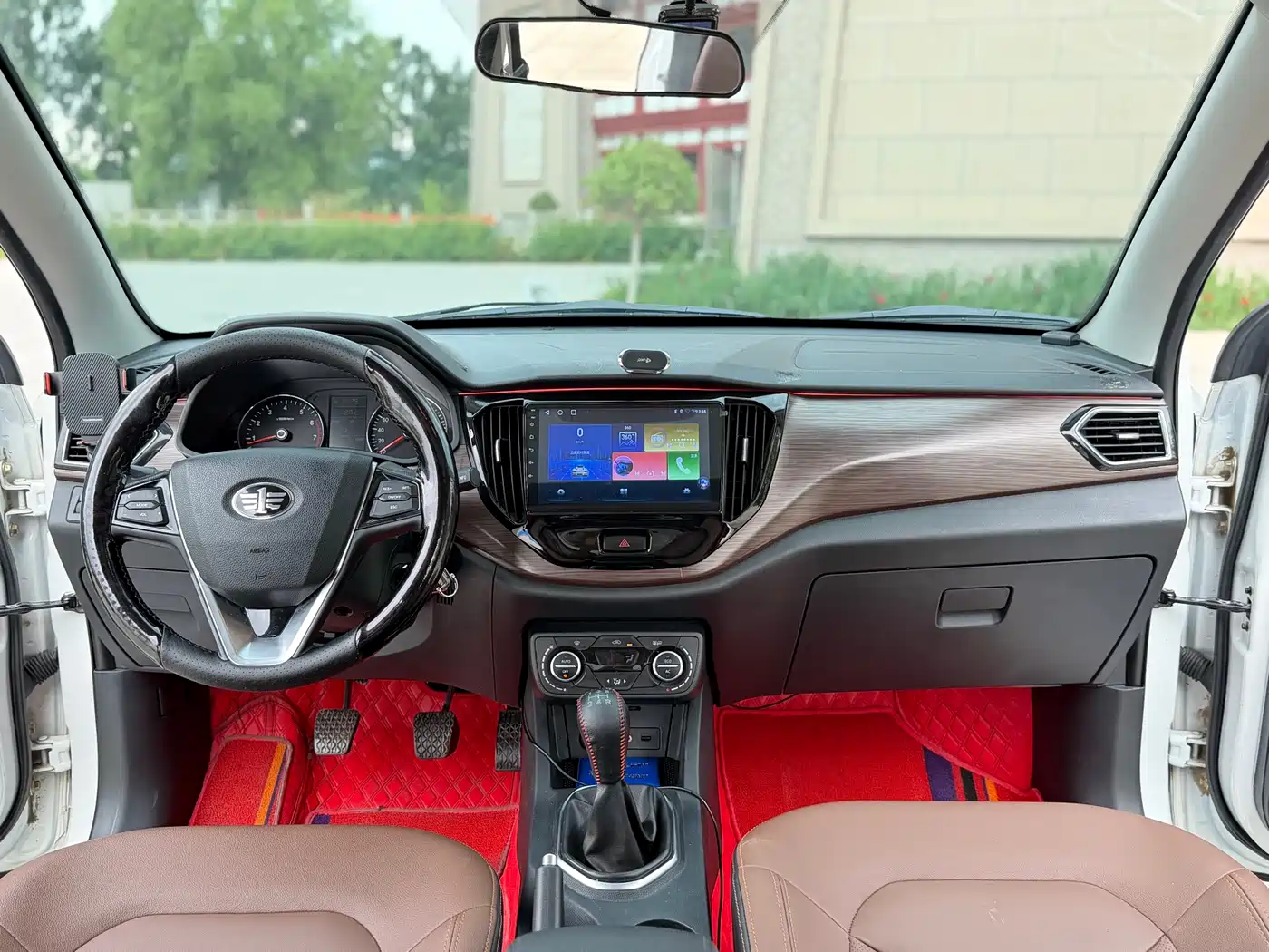 FAW Senya R7 2019 2018 R7C 1.6L Manual Luxury