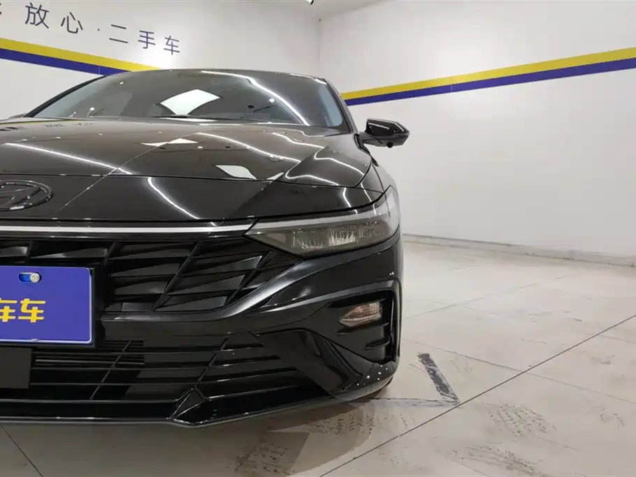 Hyundai Elantra 2023 1.5L CVT GLX Elite Edition фото 5